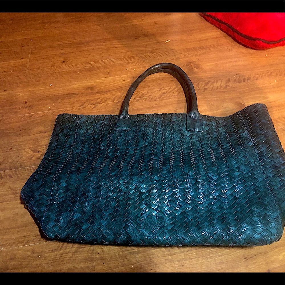 Large tote-great for travel